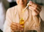 Uleiuri naturale pentru fiecare tip de ten. Ce să alegi și cum să le folosești