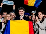 Ce au observat telespectatorii PRO TV pe telefonul lui Nicușor Dan, în timpul interviului cu Andreea Esca