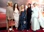 Sarah Jessica Parker strălucește într-o rochie corset semnată Vivienne Westwood la lansarea sezonului 3 „And Just Like That…”