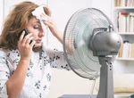Cum să îți menții locuința rece pe caniculă fără aer condiționat. Cele mai bune soluții low cost