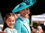 Kate Middleton și Prințesa Charlotte, apariție elegantă și emoționantă la Trooping the Colour