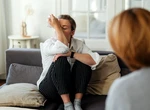 Sfârșitul unei relații nu e finalul lumii. Află cum să treci rapid peste cele 5 etape ale durerii