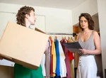 10 lucruri pe care nu ar trebui să le depozitezi niciodată în cutii de carton