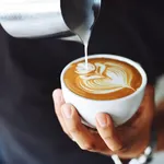 Cafeaua băută noaptea ar putea duce la comportament impulsiv, arată un studiu