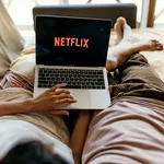 Ce poți urmări pe Netflix în august 2025. Seriale și filme noi pentru toate gusturile