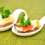 5 aperitive ușor de făcut. Rețete rapide pentru petreceri reușite