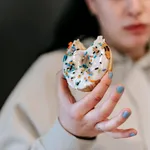 Cum îți spune corpul că ai prea mult zahăr în dietă: 7 semne surprinzătoare