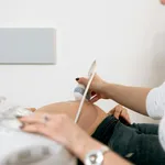 Vindecarea începe cu încredere în medici. Povestea unei mame care a avut curajul să lupte: „Nu m-am simțit niciodată atât de ascultată”. EXCLUSIV
