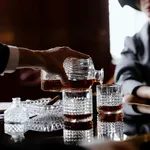 Povestea fascinantă a bourbonului: între tradiție și renaștere