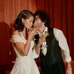 Selena Gomez și Benny Blanco, noi imagini de la nuntă. Artista a schimbat mai multe ținute în ziua cea mare