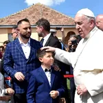 Biserica din România care păstrează vie amintirea Papei Francisc. Misterul altarului dezvăluit