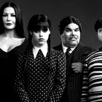 Goth glamour: familia Addams, o inspirație pentru această tendință