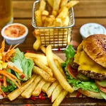 Alimentele ultra-procesate cresc riscul de boala Parkinson, avertizează cercetătorii