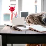 Cine poate fi afectat de burnout la locul de muncă. Iată cum îți dai seama dacă suferi de acest sindrom