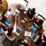 Lucrezi bine, dar apar certuri? Învață cum să gestionezi conflictele