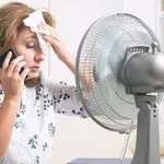Cum să îți menții locuința rece pe caniculă fără aer condiționat. Cele mai bune soluții low cost