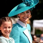 Kate Middleton și Prințesa Charlotte, apariție elegantă și emoționantă la Trooping the Colour