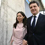 Nicușor Dan, emoționat la serbarea Aheei. Fiica lui și-a jucat rolul de vulpiță ca o adevărată prințesă