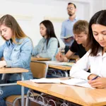 Bacalaureat 2025, proba de limba și literatura română: câți elevi s-au prezentat și ce incidente s-au înregistrat în sala de examen