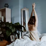 Obiectul care aduce energie negativă în dormitor. Scapă de el fără să stai pe gânduri