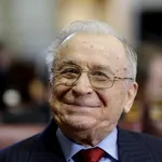 Starea lui Ion Iliescu se agravează. Medicii îi asigură suport respirator
