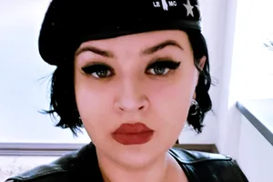 Smaranda Zabara, pilot de elicopter cu pregătire în antiterorism și șefa unicului club moto pentru femei din lume: „Conducem ca voi, bărbații! De ce nu putem fi la același nivel?” EXCLUSIV