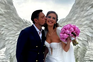 De ce Daniel Pavel și soția, Ana Maria, nu pot pleca în luna de miere după nuntă. Prezentatorul de la Survivor a spus cu ce “tentație” se confruntă acum