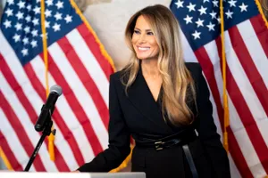 Cum arăta Melania Trump în tinerețe. Prima Doamnă a Americii este de nerecunoscut, dar cu același stil impunător
