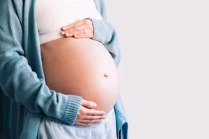 Nașterile în rândul femeilor peste 40 de ani depășesc pentru prima dată sarcinile adolescentelor în SUA