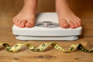 Strategie anti-obezitate în Europa. De ce sunt oamenii cântăriți pe stradă