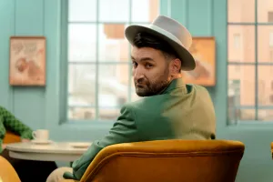 Ce face Smiley în pauzele de la Românii au Talent: ”Câteodată mă ia somnul pe lăzi!” EXCLUSIV
