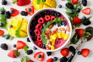 Micul dejun îți influențează toată ziua. Câte calorii ar trebui să consumi în prima parte a zilei