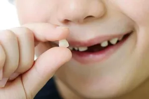 Ce a decis o mamă după ce copilul ei și-a smuls un dinte doar ca să vină zâna măseluță