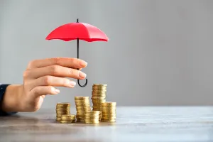 Cum să-ți gestionezi cheltuielile și să pui bani deoparte. Strategii simple care te ajută să economisești bani în fiecare zi