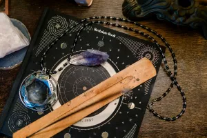 Luna Plină din 9 august aduce transformări importante pentru patru zodii. De ce trebuie să țină cont acești nativi