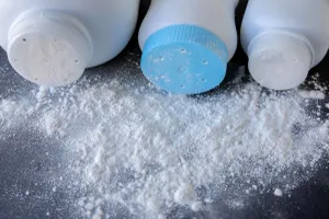 Poate talcul să provoace cancer? Tot ce trebuie să știi despre acest mineral