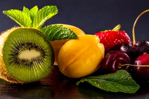 Vitamina C se ascunde în fructe neașteptate. Top 10 fructe cu mai multă vitamina C decât portocalele
