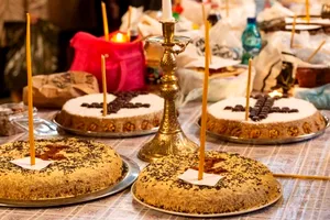 Moșii de iarnă 2023. Ce se împarte de Sâmbăta Morților. Alimentul care nu trebuie să lipsească