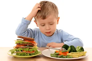 Nu îl certa că nu mănâncă! Studiile arată că un copil mofturos la mâncare este programat genetic