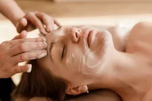 Semne evidente că trebuie să programezi o vizită la dermatolog