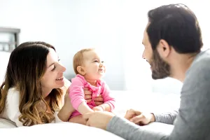 Se poate pune poprire pe indemnizația de creștere a copilului? Ce scrie în lege