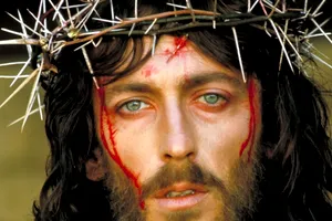Cum arată acum actorul din Iisus din Nazareth. Blestemul de care a fost urmărit