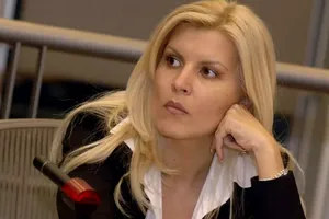 Elena Udrea, primul mesaj după ce a fost reținută în Bulgaria: „Mulțumesc tuturor care se roagă pentru mine și fetița mea”