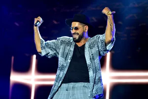Connect-R, în genunchi la concertul organizat de ziua sa. Momentul care a impresionat fanii până la lacrimi FOTO EXCLUSIV
