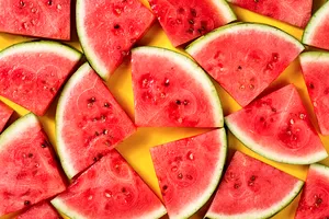 Ce pepene îngrașă mai mult: roșu sau galben? Părerea nutriționistului