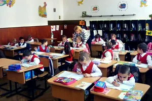 Când începe școala în 2022. Ce durată va avea noul an școlar, după ce s-a renunțat la semestre