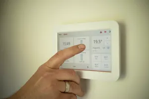 Ce temperatură trebuie să ai în casă pe timp de iarnă. Vei avea mereu căldură și vei scăpa de sumele uriașe de pe facturi