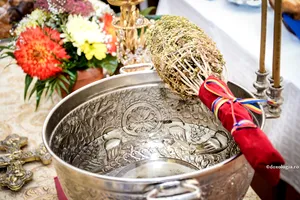Câte zile se bea agheasmă după Bobotează, potrivit tradiției. Cum trebuie păstrată apa sfințită