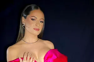 Cine este bărbatul cu care se iubește cântăreața Raluka. Are 55 de ani și este tatăl a 4 copii