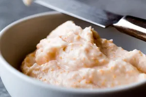 Cât griș se pune la salata de icre, de fapt. Multe gospodine greșesc rețeta